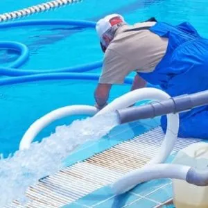  Pool Cleaning Services 