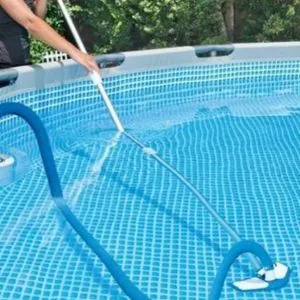 Swimming Pool Cleaning Services