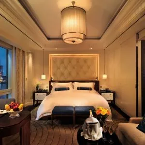 Premium Hotel Room Booking Service