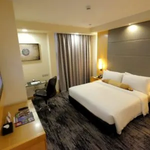 Deluxe king Room Hotel Booking