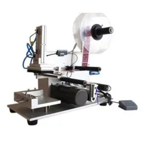 Flat Bottle Labeling Machine