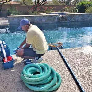 Professional Swimming Pool Cleaning Service